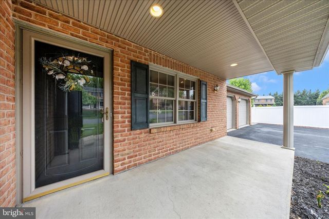235 MONTCLAIR CT, Hagerstown, MD 21742