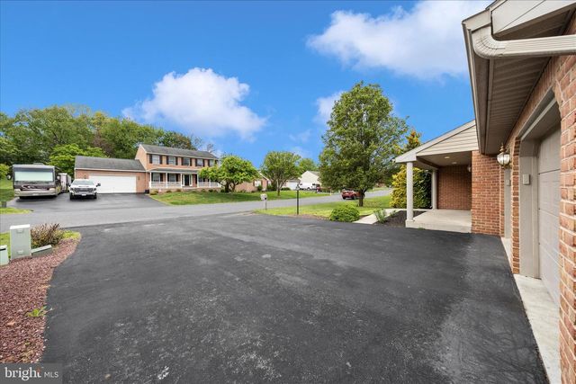 235 MONTCLAIR CT, Hagerstown, MD 21742