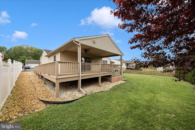 235 MONTCLAIR CT, Hagerstown, MD 21742