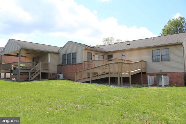 235 MONTCLAIR CT, Hagerstown, MD 21742