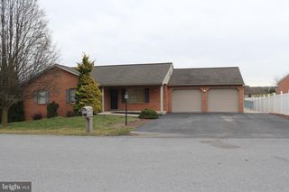 235 MONTCLAIR CT, Hagerstown, MD 21742