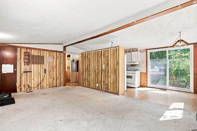7425 25TH Street, Milan, IL 61264
