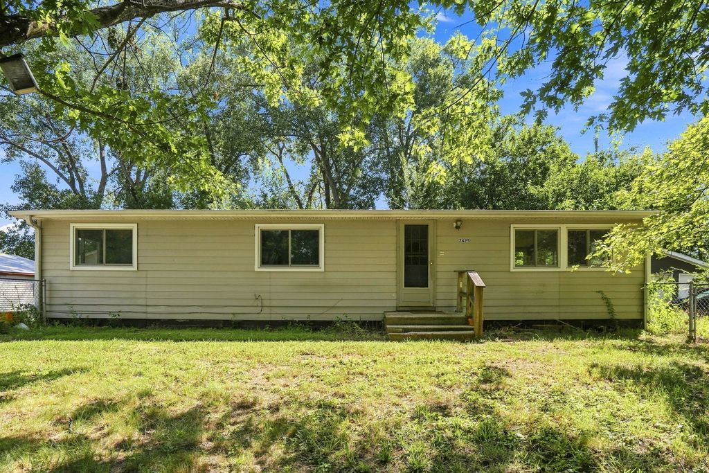 7425 25TH Street, Milan, IL 61264