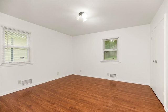 8226 McGee Street, Kansas City, MO 64114