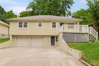 8226 McGee Street, Kansas City, MO 64114