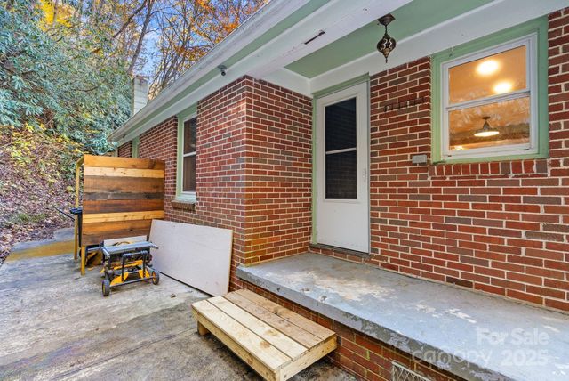 456 Rector Corner Road, Marshall, NC 28753