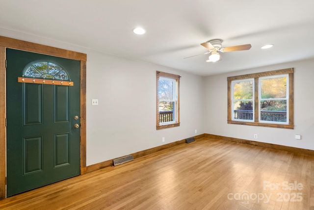 456 Rector Corner Road, Marshall, NC 28753