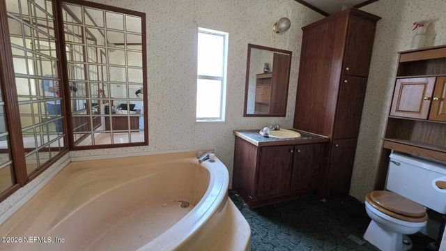 16517 VILLAGE GREEN Drive N, Jacksonville, FL 32234