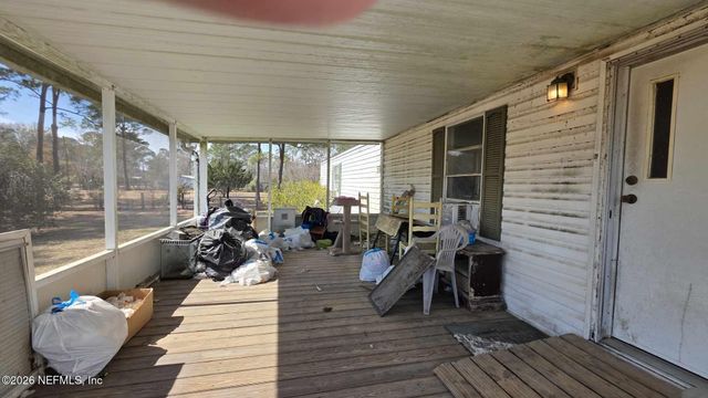 16517 VILLAGE GREEN Drive N, Jacksonville, FL 32234