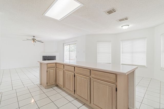 11015 Kimes Park Dr, San Antonio, TX 78249