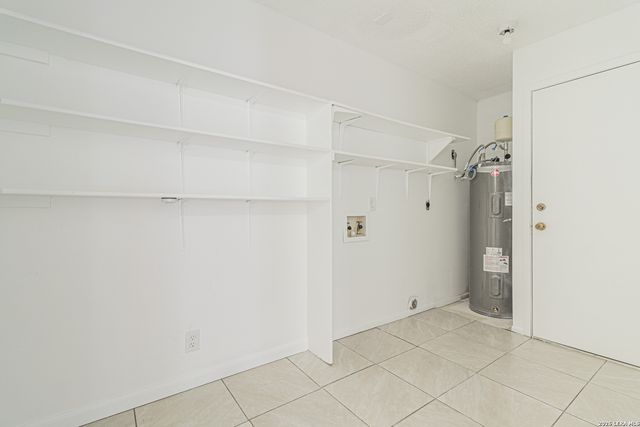 11015 Kimes Park Dr, San Antonio, TX 78249