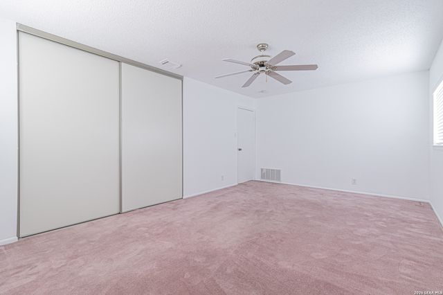 11015 Kimes Park Dr, San Antonio, TX 78249