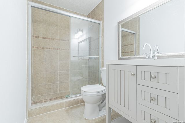 11015 Kimes Park Dr, San Antonio, TX 78249