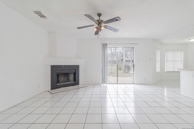 11015 Kimes Park Dr, San Antonio, TX 78249