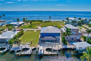 3420 1st AVE, St James City, FL 33956