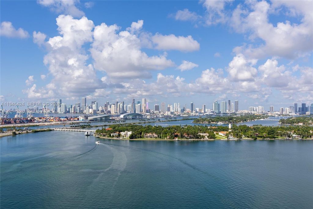 540 W Ave 2311 2311, Miami Beach, FL 33139