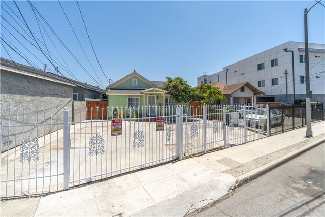 1640 Arapahoe Street, Los Angeles, CA 90006