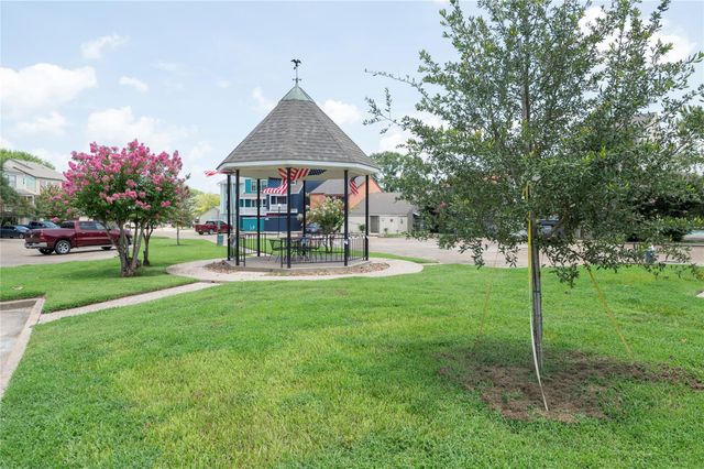 1436 Bowsprit Point, Willis, TX 77318