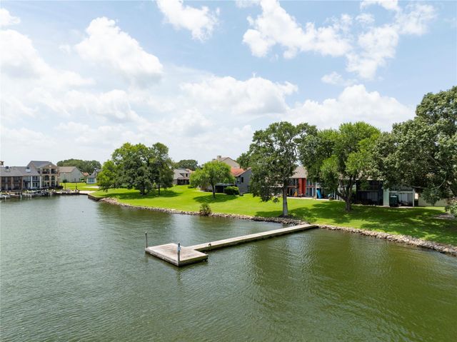 1436 Bowsprit Point, Willis, TX 77318
