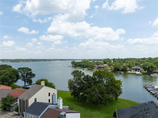 1436 Bowsprit Point, Willis, TX 77318