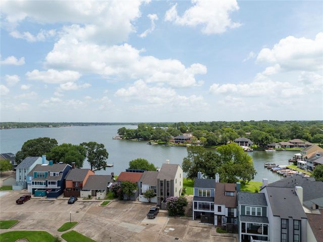 1436 Bowsprit Point, Willis, TX 77318