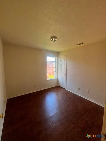 2802 Cantabrian Drive, Killeen, TX 76542