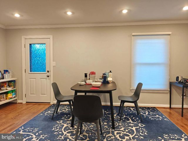 8111 WHITES FORD WAY, Potomac, MD 20854
