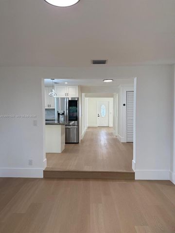 3169 NW 102nd St, Miami, FL 33147