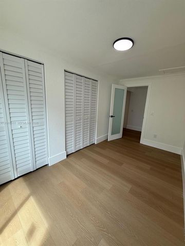 3169 NW 102nd St, Miami, FL 33147