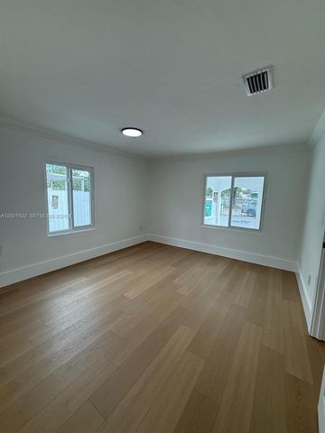 3169 NW 102nd St, Miami, FL 33147