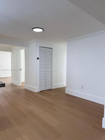 3169 NW 102nd St, Miami, FL 33147