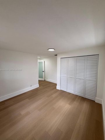 3169 NW 102nd St, Miami, FL 33147