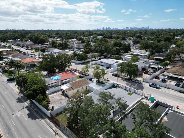 3169 NW 102nd St, Miami, FL 33147