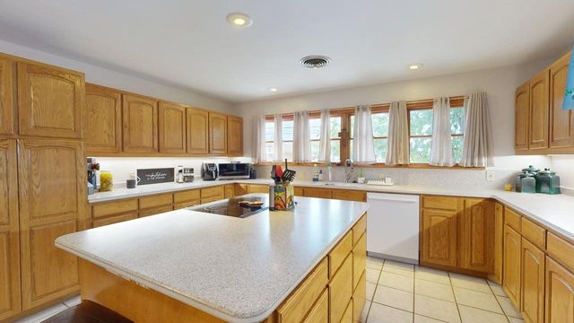 1900 S Walnut Street, Brady, TX 76825