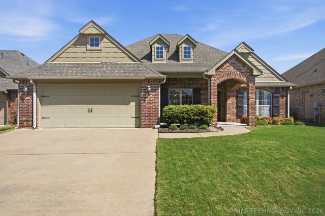 3711 W 110th Street S, Jenks, OK 74037