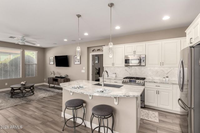 756 E VERDE Boulevard, Queen Creek, AZ 85140