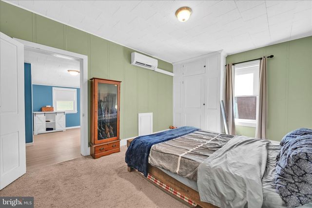 186 W MAIN ST, Adamstown, PA 19501