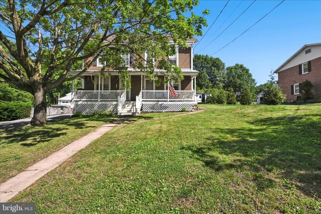 186 W MAIN ST, Adamstown, PA 19501