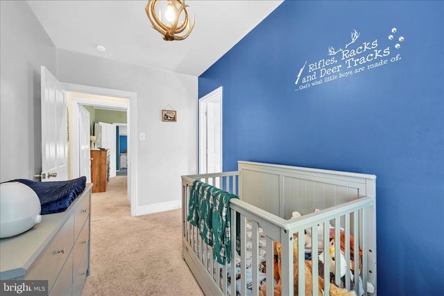 186 W MAIN ST, Adamstown, PA 19501