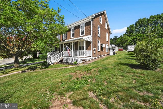 186 W MAIN ST, Adamstown, PA 19501