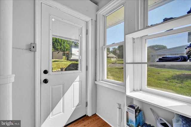 186 W MAIN ST, Adamstown, PA 19501