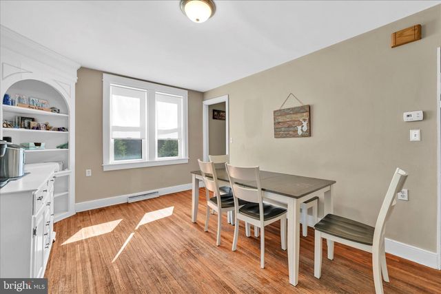 186 W MAIN ST, Adamstown, PA 19501