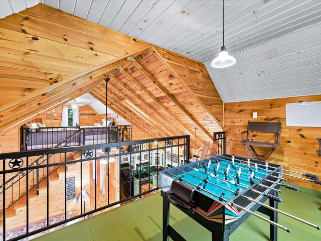 196 Lakecrest Drive, Pottsboro, TX 75076