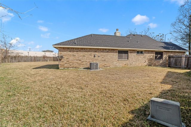 12602 Stratford Heights Drive, Sugar Land, TX 77498