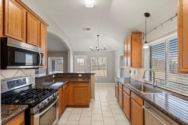 12602 Stratford Heights Drive, Sugar Land, TX 77498