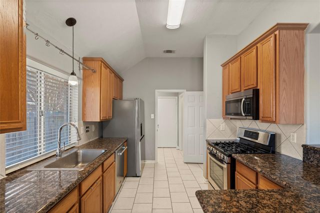 12602 Stratford Heights Drive, Sugar Land, TX 77498