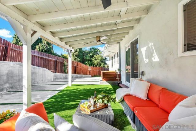 4040 Apore St, La Mesa, CA 91941