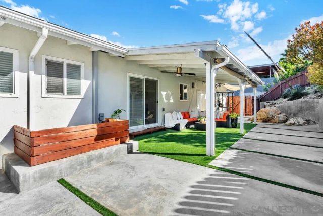 4040 Apore St, La Mesa, CA 91941