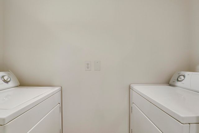 261 SW Palm Dr Apt 205, Port St Lucie, FL 34986