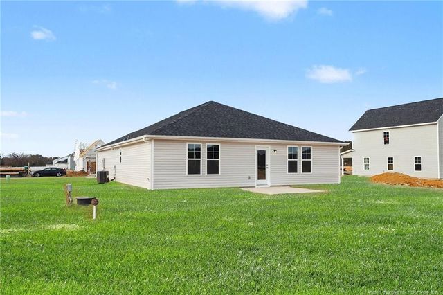 79 Baxley Drive, Dunn, NC 28334